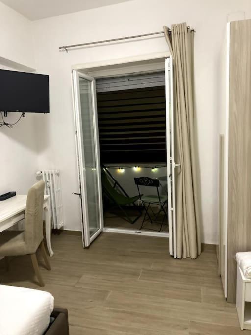 Grazioso Tiburtina - 3 Bedrooms Appartement Rome