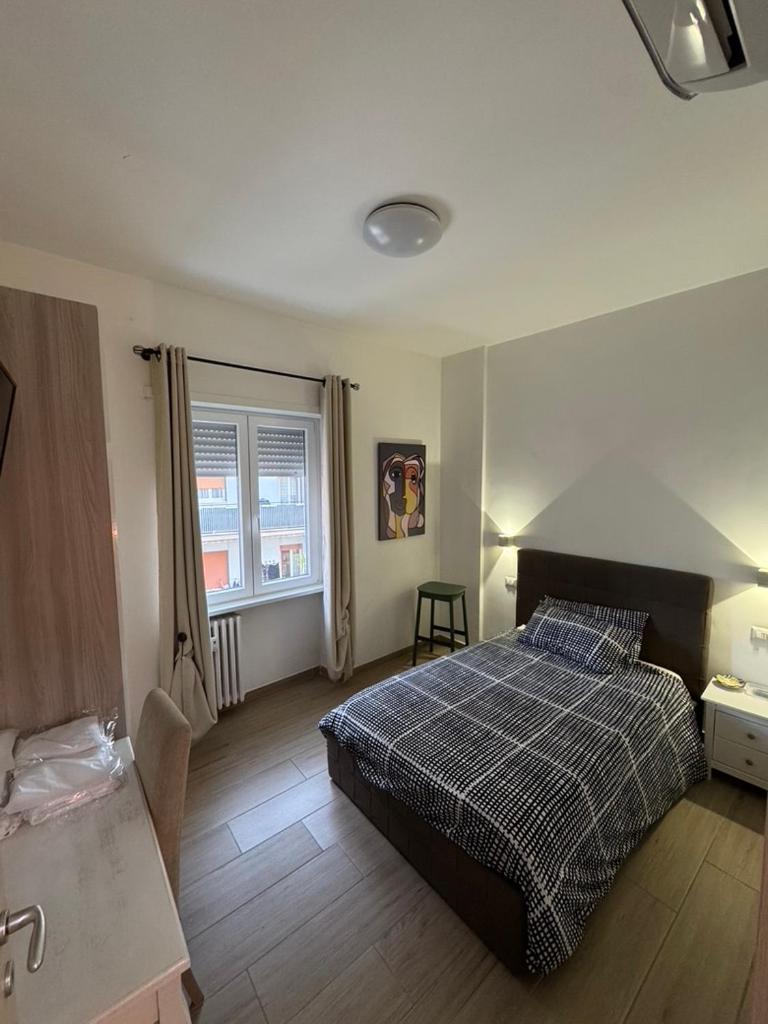 Appartamento Grazioso Tiburtina - 3 Bedrooms Roma