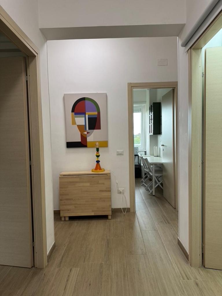 Appartamento Grazioso Tiburtina - 3 Bedrooms Roma