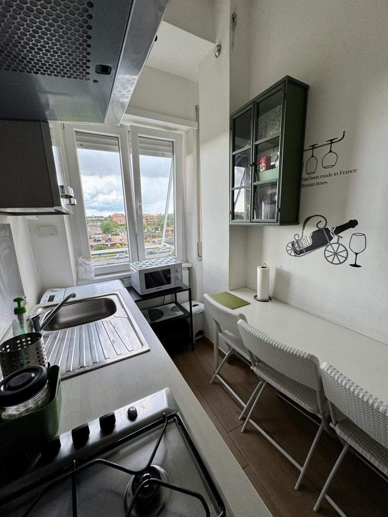 Appartamento Grazioso Tiburtina - 3 Bedrooms Roma